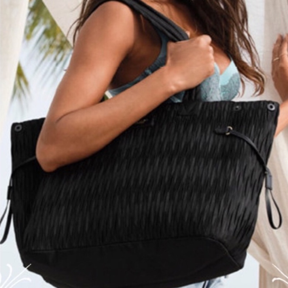 Victoria’s Secret Spring 2017 Limited Edition Tote Bag - Picture 2 of 6